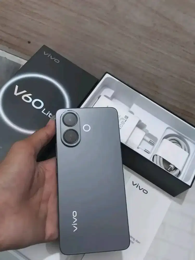 Vivo V60 lite ram 8/256