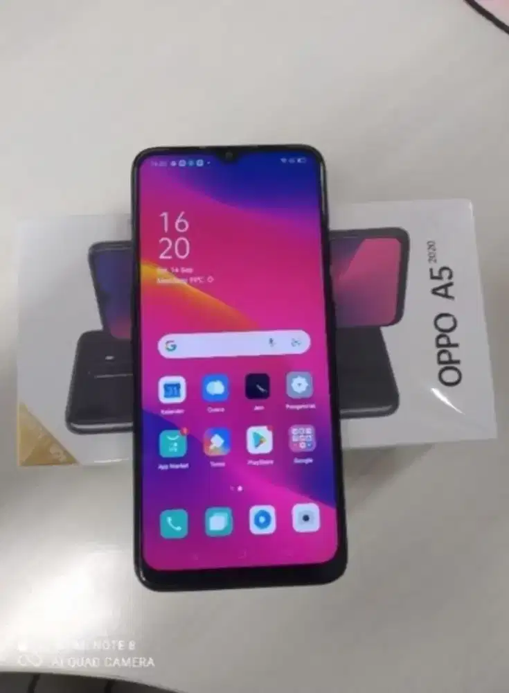 Dijual cepat HP Oppo A5 2020 kondisi bekas