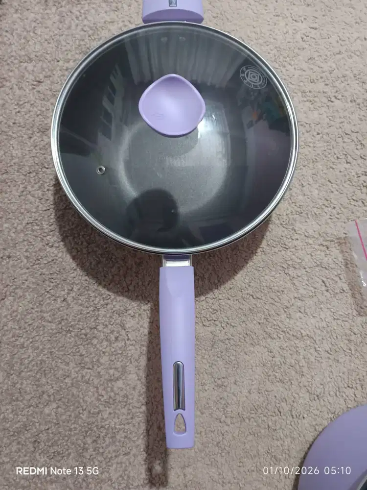 wajan wok pan stir supra anti lengket plus tutup kaca 28cm lavender