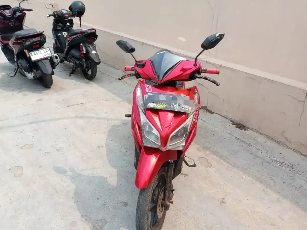 Vario kzr 125 merah