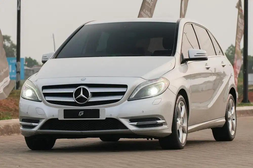 Family First! Mercedes Benz B200 Sport 2013 Full Spec! C200 e250 x1 x3