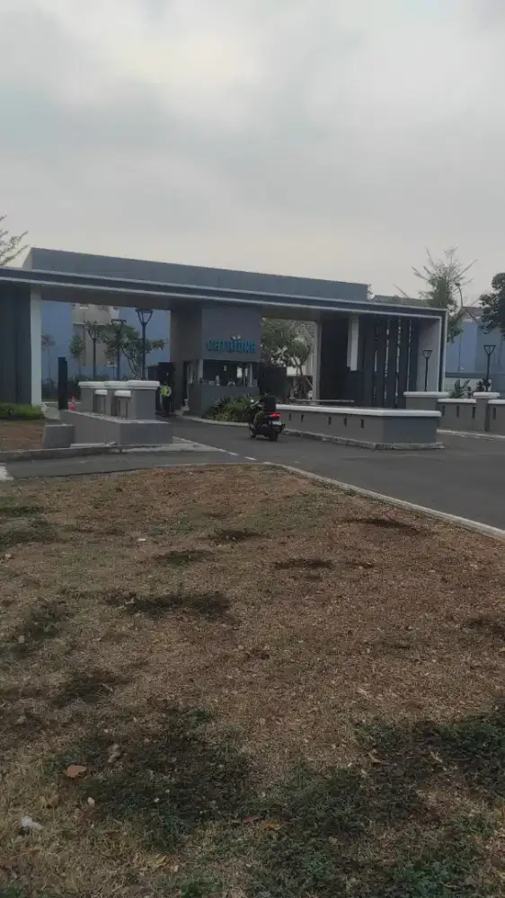 Dijual rumah cluster 2lt di Survana Padi Cikupa Tangerang
