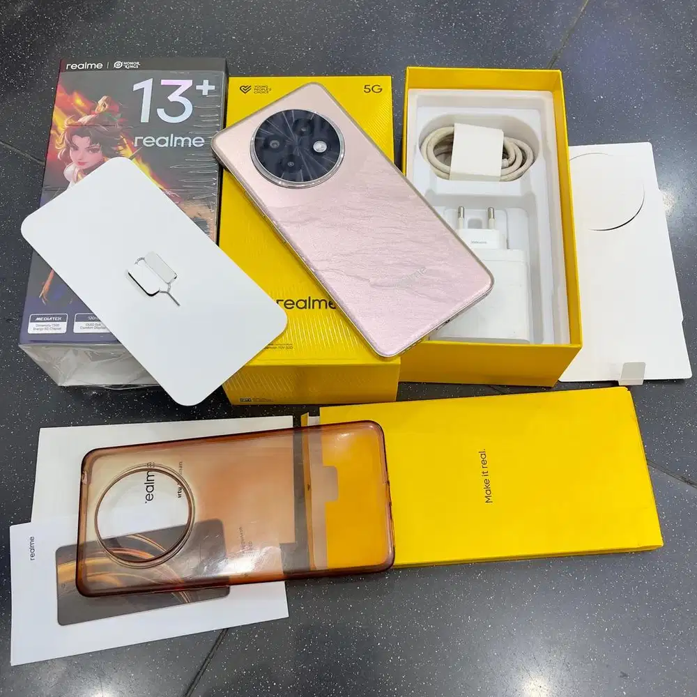 Realme 13 plus ram 12 / 256 resmi fullset original second
