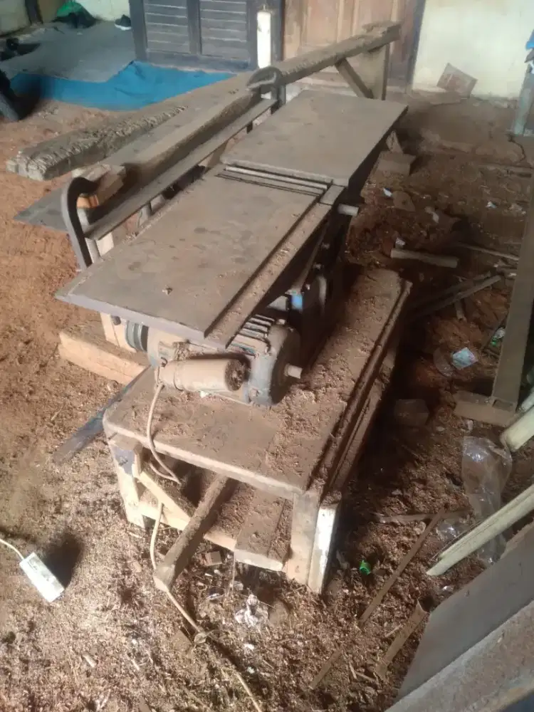 mesin serut plann