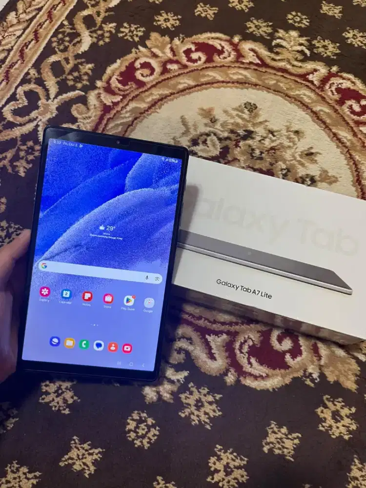 Samsung Tab A7 Lite 3/32 bisa SIMCARD dan Memory