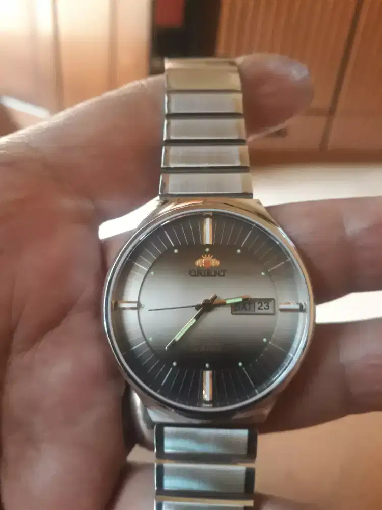 Jam tangan Orient Ori