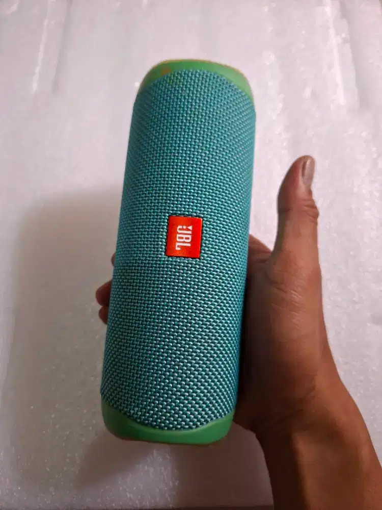 speaker Portble JBL FLIP 5 (mesin dan speaker JBL FLIP 6)