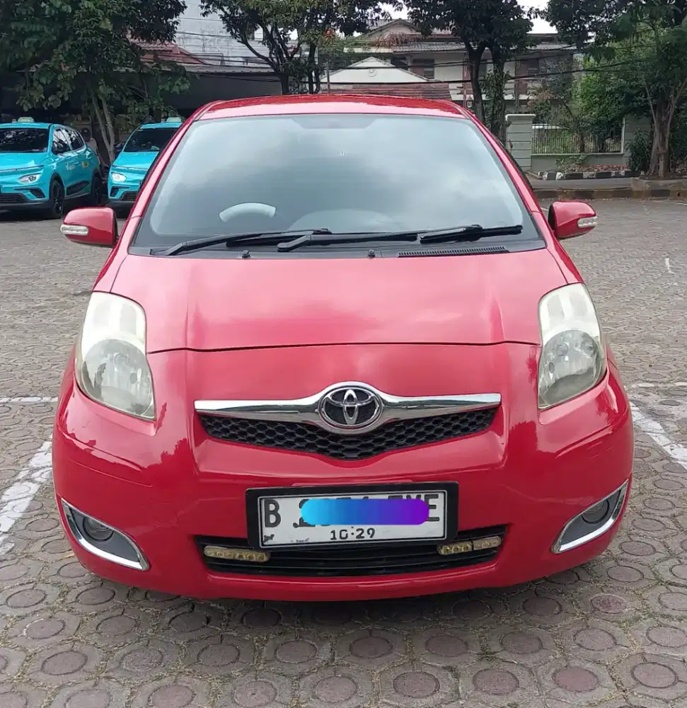 ANTIKK !! Yaris J AT 2010 Merah Pajak baru