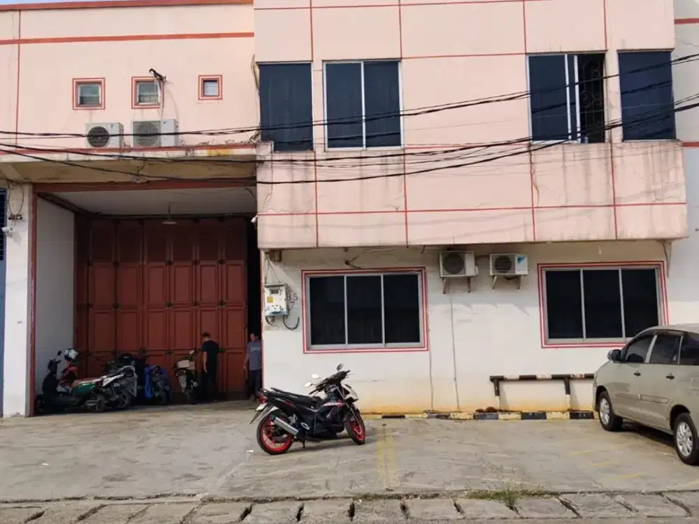 Gudang Ada Kantor 2 Lantai Pergudangan Mutiara Kosambi Dadap Tangerang Dijual Harga Termurah Siap Pakai Masuk Kontainer 40 Feet Dekat Bandara
