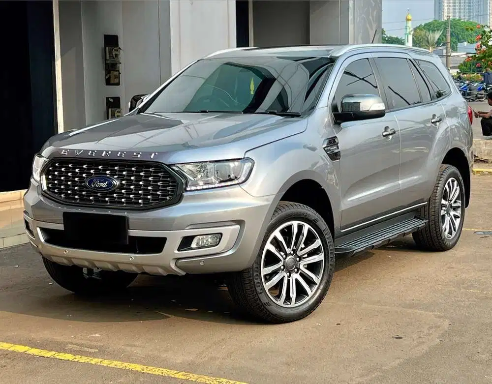 FORD EVEREST TITANIUM 4X4 AT TAHUN 2025