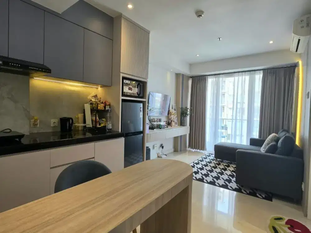 Apartement Siap Huni Full Furnished di Landmark Residence