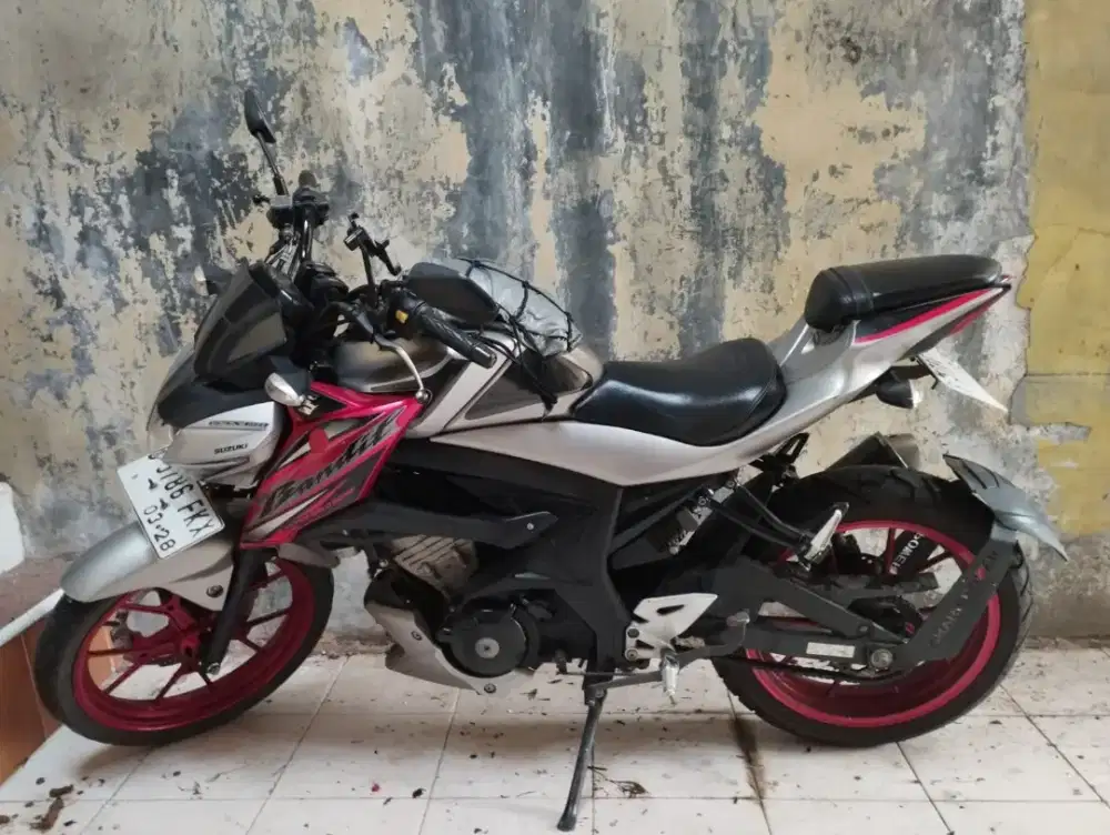 Suzuki Gsx-s motor simpanan jarang pakai