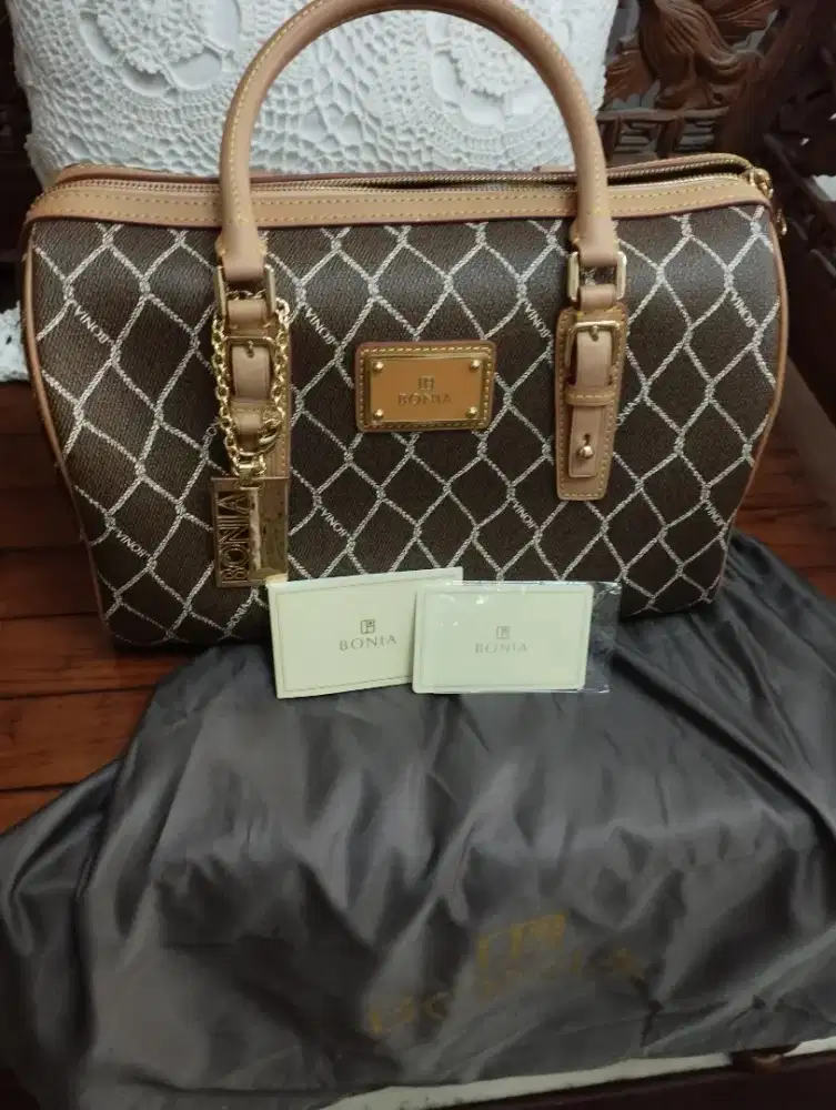 Tas wanita Bonia