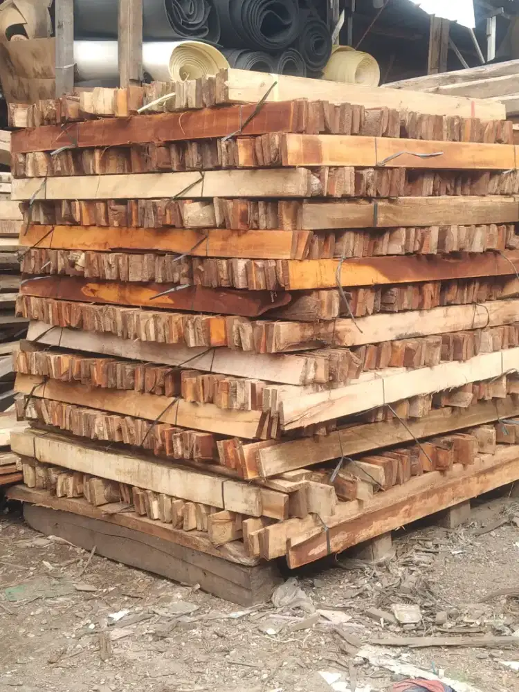 Papan kayu pecking