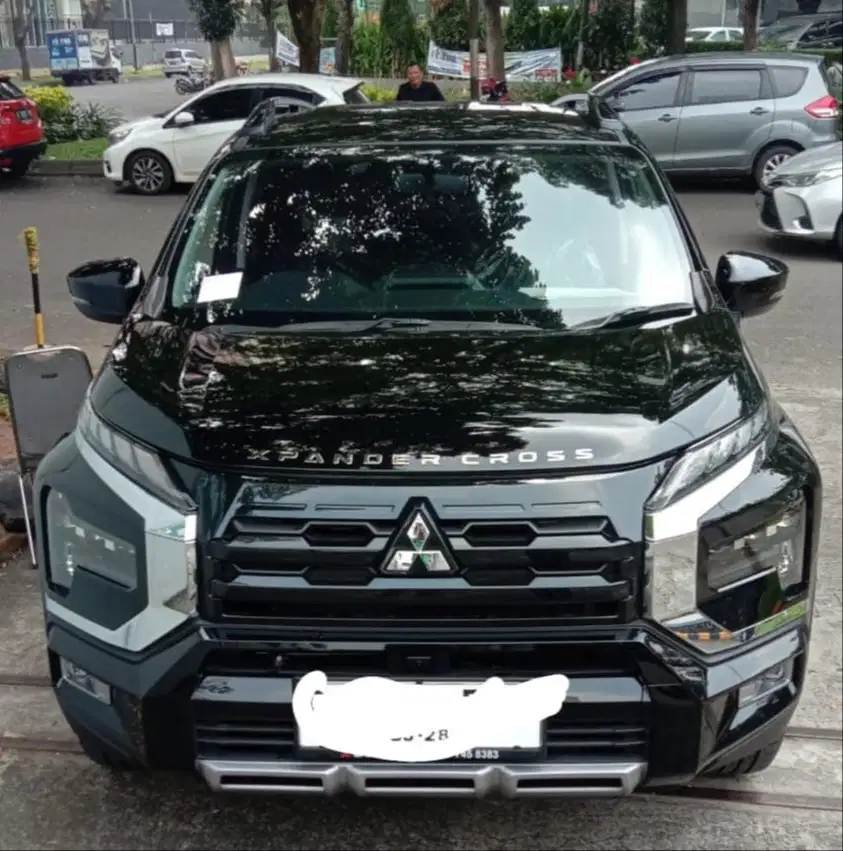 DIJUAL MITSUBISHI XPANDER CROSS PREMIUM PACKAGE AT 2023