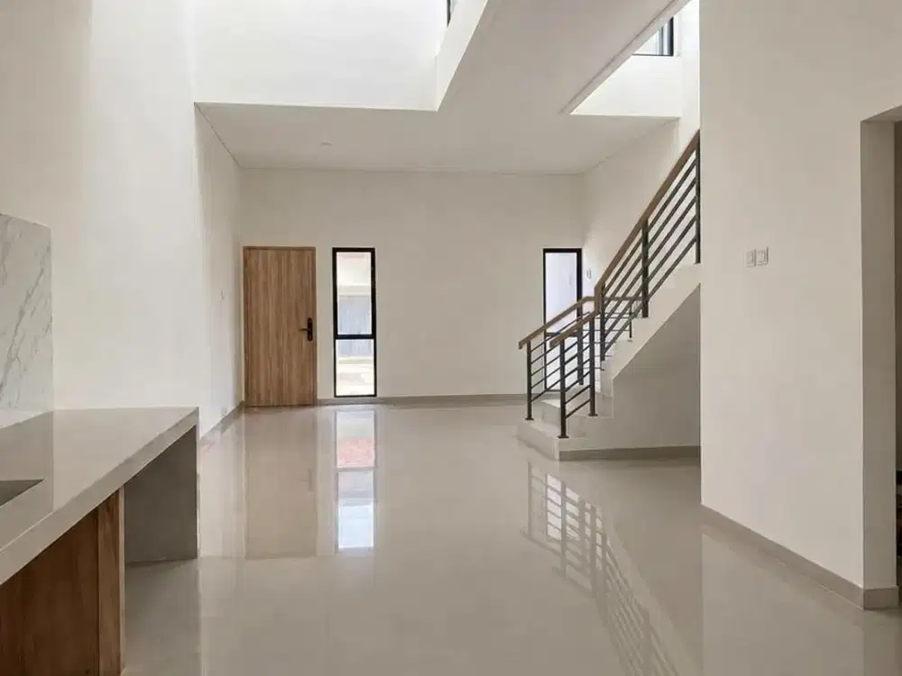 Rumah Baru Keren di TKI Taman Kopo Indah 2
