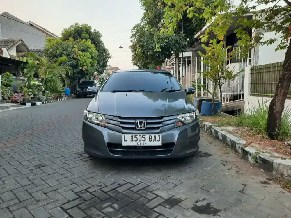 Honda city E 1.5 i-vtec a/t 2010 bisa kredit