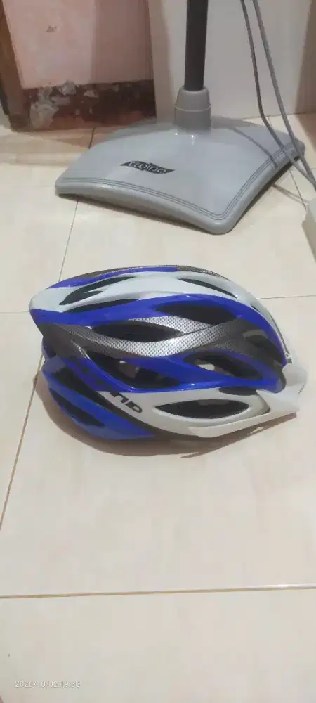 Sale helm sepeda Avand
