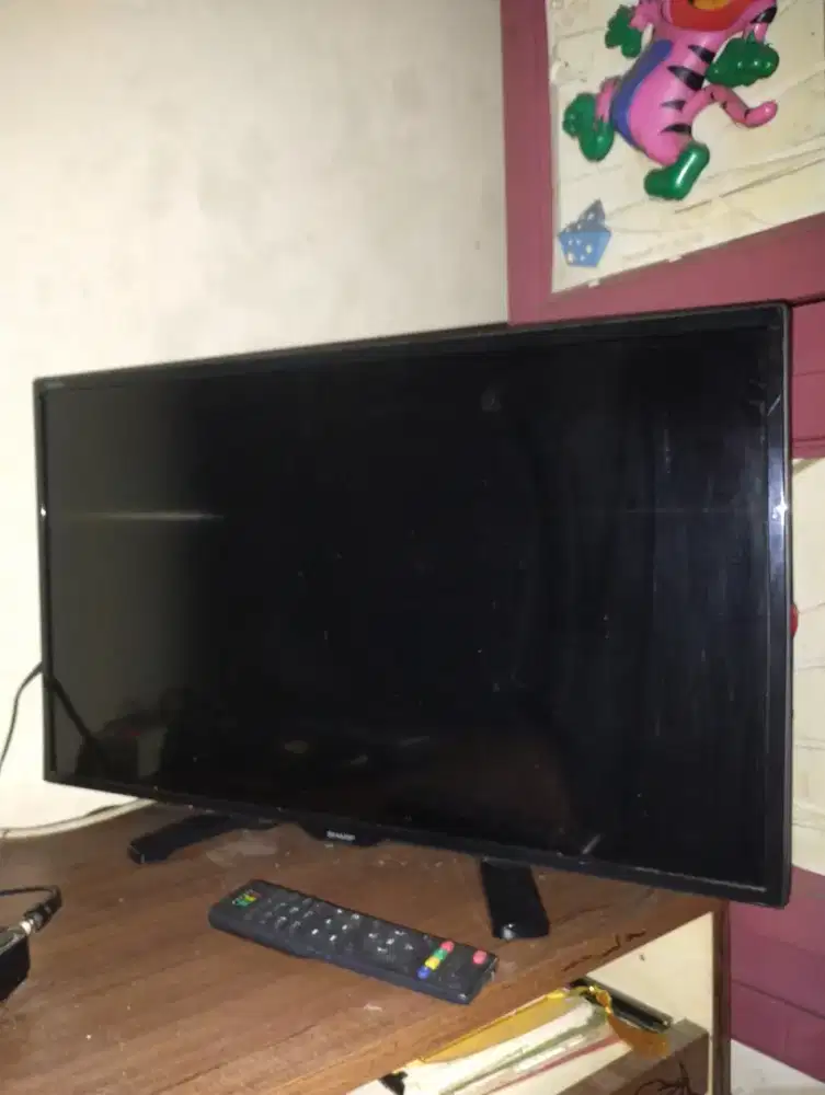 Di jual TV merk digital SHARP 24inch