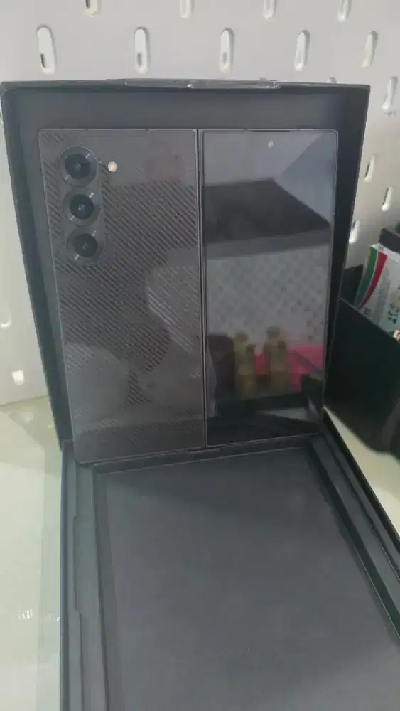 Samsung fold 6 1 tb ram 20 carbon limited