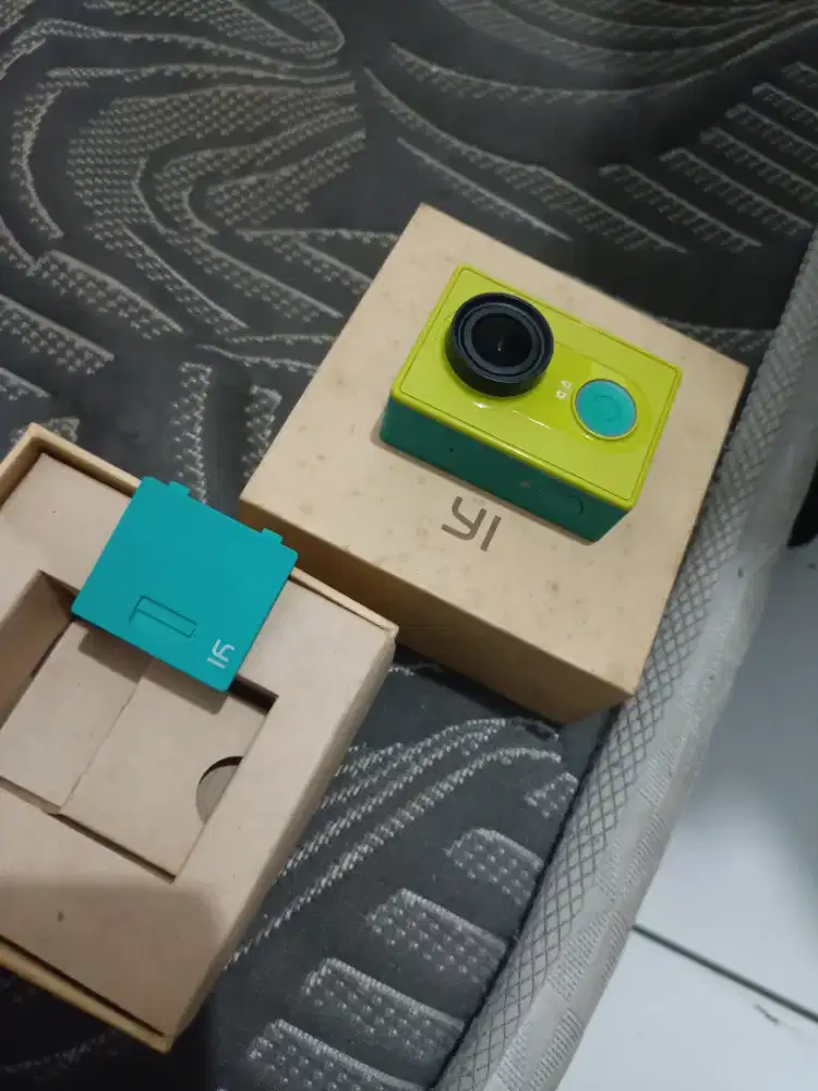 Xiaomi Yi Action Camera Bekas – Warna Hijau
