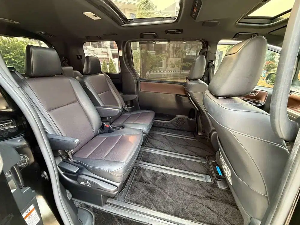 Toyota Voxy 2018 Bensin