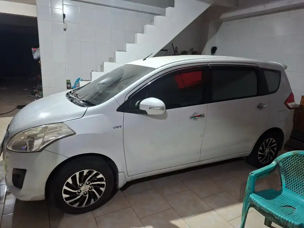 Ertiga GX matic 2015