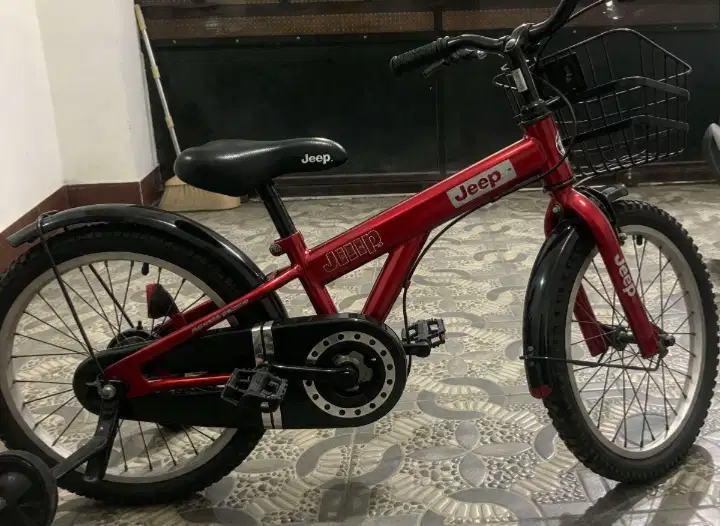 Sepeda Anak Jeep Merah