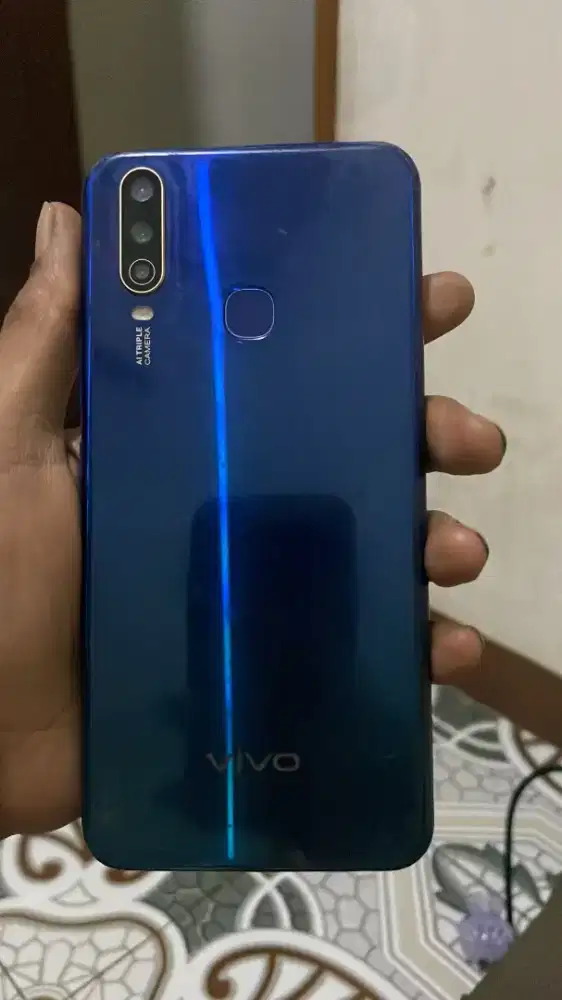 vivo y12i. 3/64 hp aja alias batangan