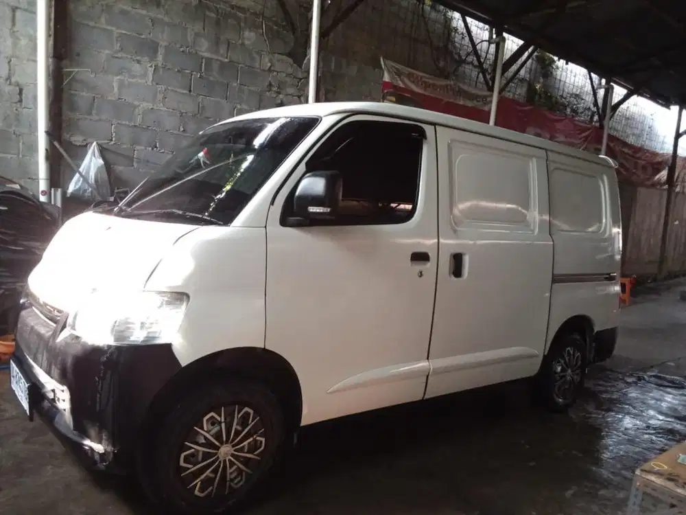 Daihatsu blanven ac 2017