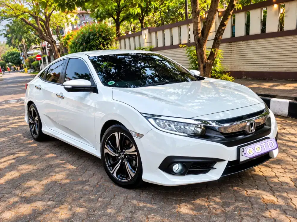 Civic Turbo ES CVT 2018