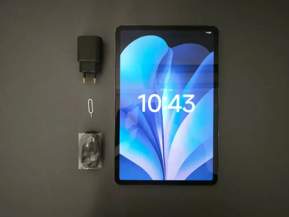 Xiaomi Redmi Pad Pro 8/256 - Warna Silver, Ex Garansi Resmi