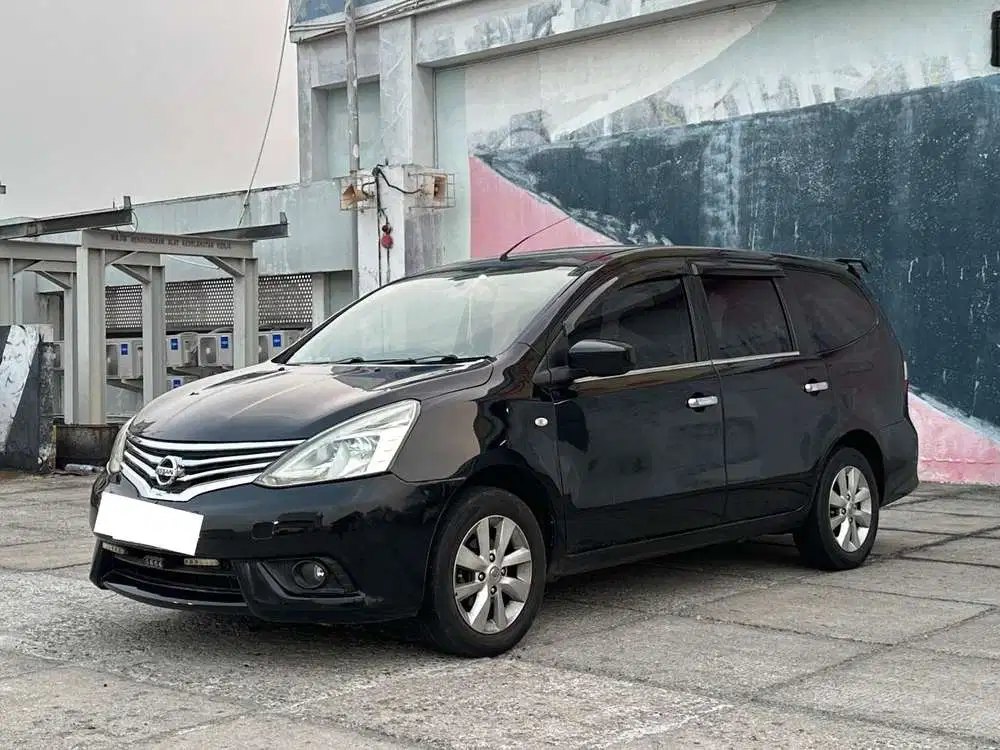 Nissan Grand livina 2015 Bensin