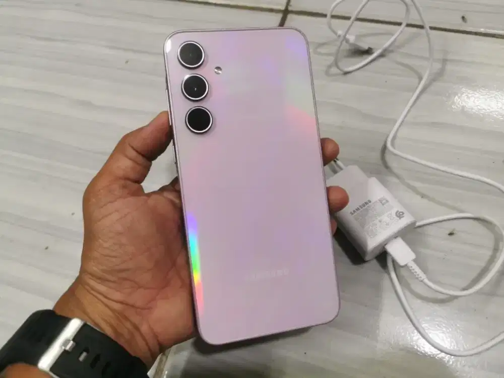 Samsung A35 5G

Ram 8/256