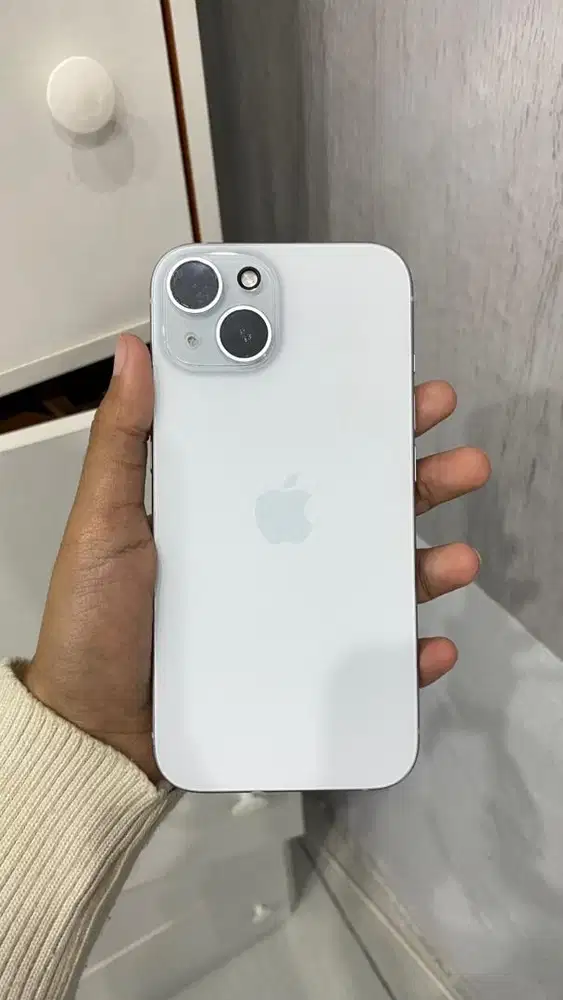 iPhone 15 128Gb iBox
