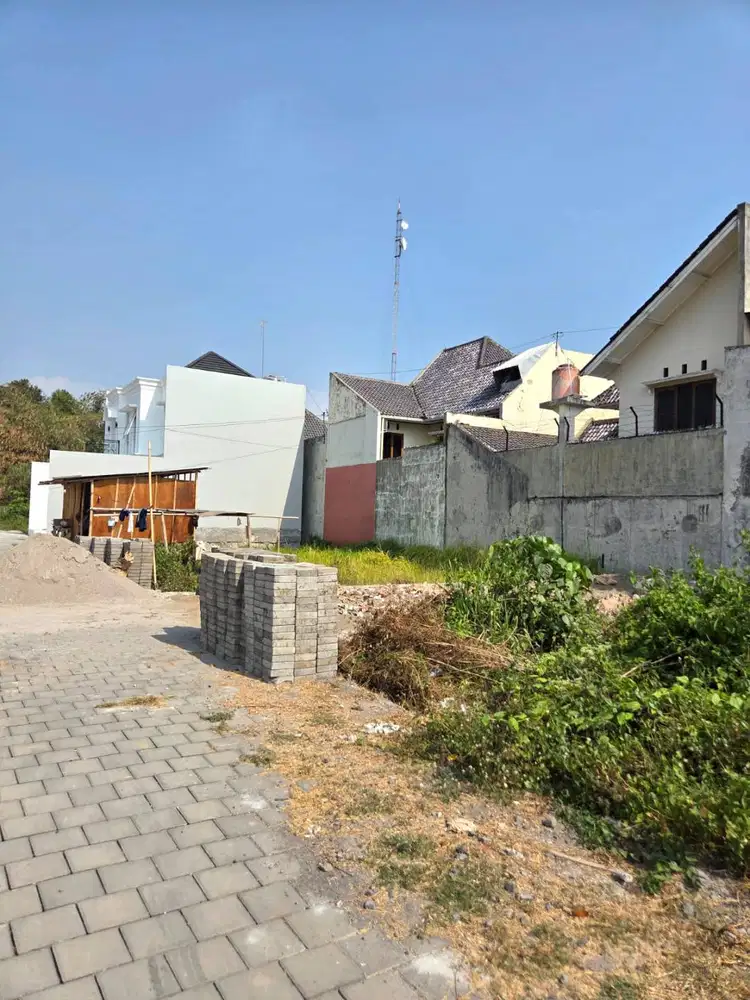 Tanah Kavling Strategis di Jalan Griya Taman Asri