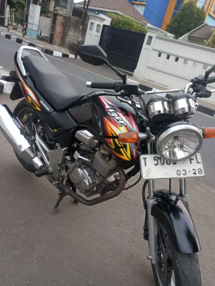 Honda Tiger Lama modif gambot