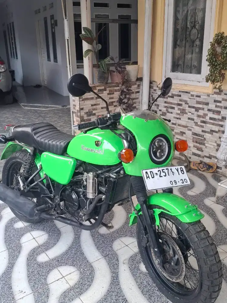 CAFERACERR NINJA MOTO PLAT AD