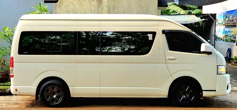 Dijual HIACE 3.0 MT Euro4