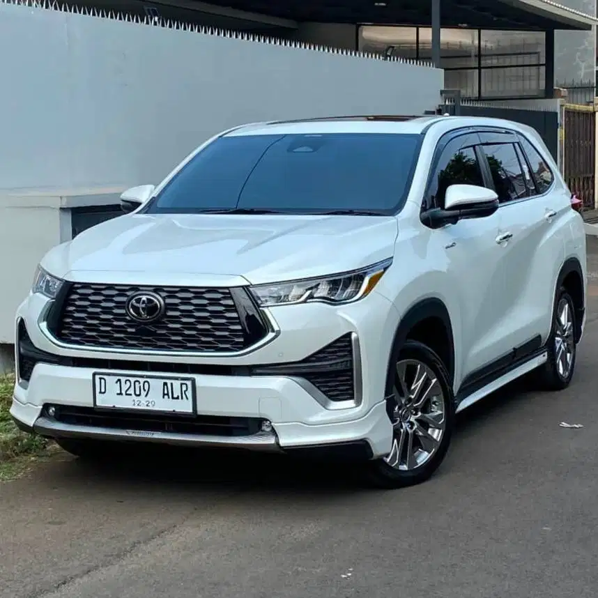 ZENIX Q HYBRID MODELLISTA 2024 - KM 20.ooo