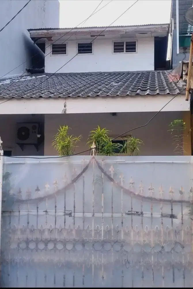 Rumah Murah di Taman Ratu