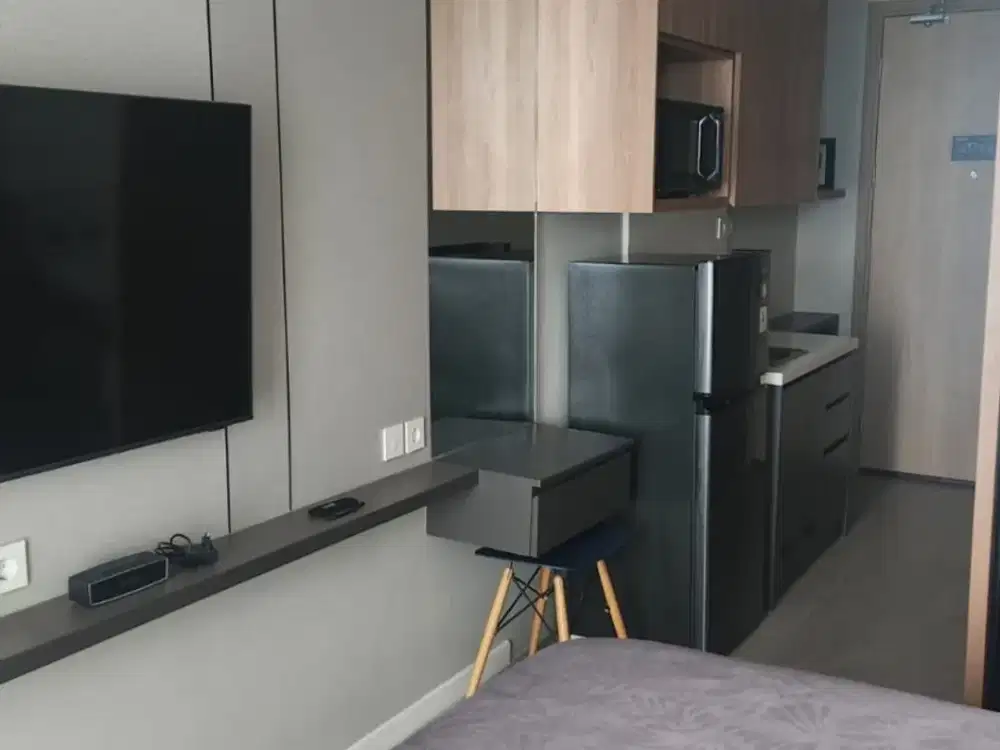 Dijual Apartemen Studio di Antasari Place. Semi Furnished.