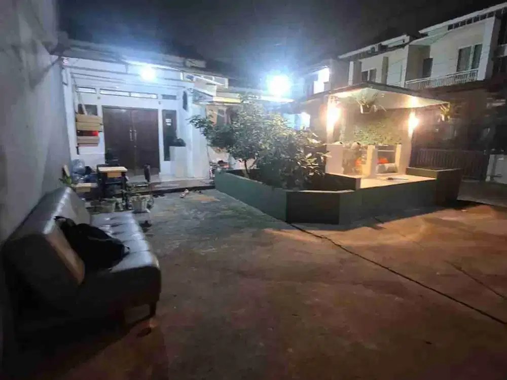 Dijual Rumah Hook Cluster Flamboyan Cipondoh dekat Greenlake Tangerang