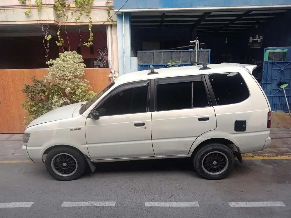 Toyota Kijang kapsul ssx1998 Bensin