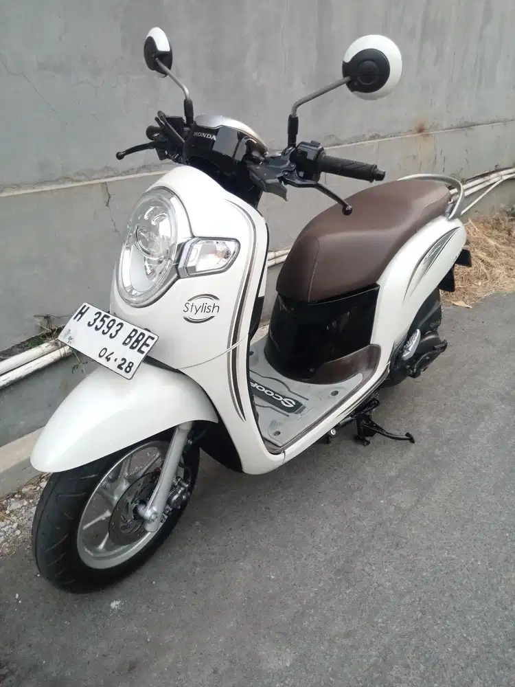 Honda Scoopy 2018 putih