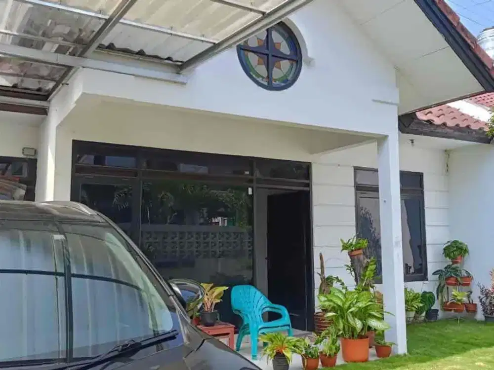 dijual rumah siap huni 1 lantai dalam Cluster di Batununggal indah Estate Bandung