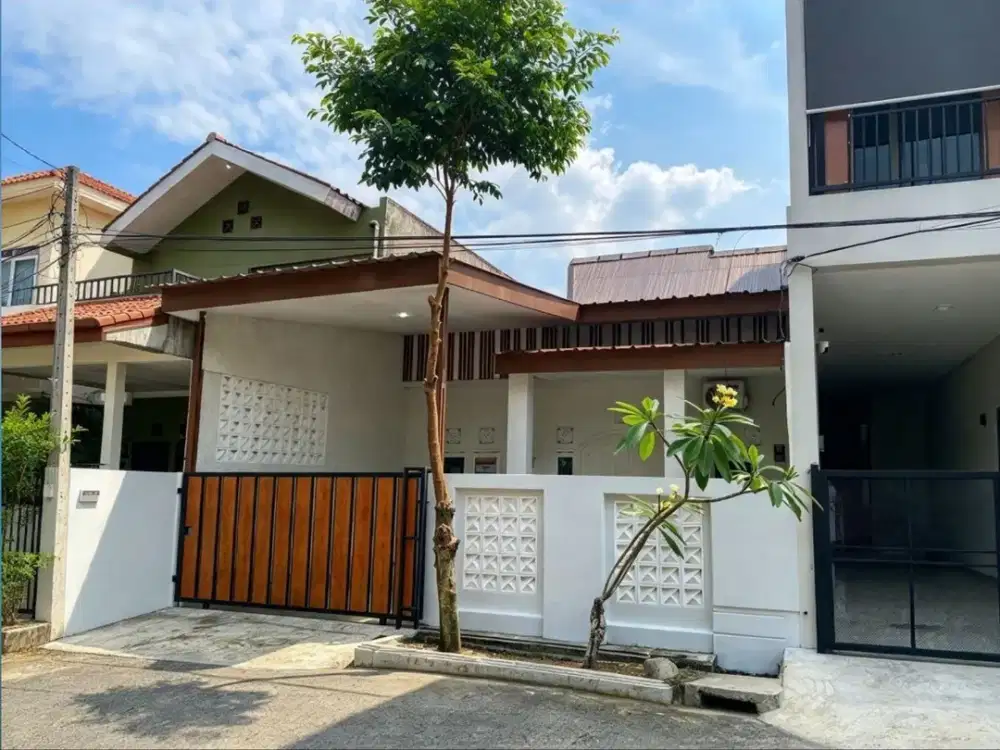Rumah Nyaman dengan fasilitas lengkap di perumahan Jatijajar Tapos Depok