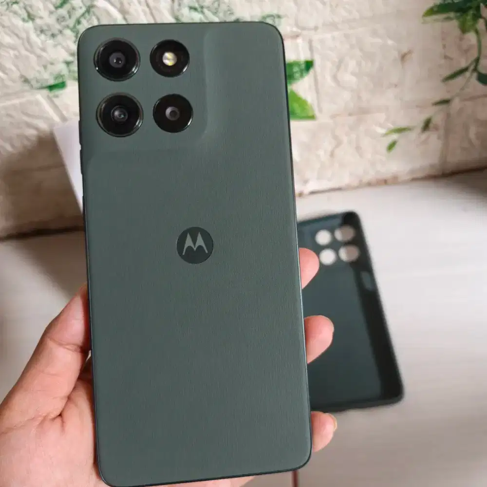 MOTOROLA G67 POWER Hijau army RAM 8+16 / 256 GB LIKE NEW GARANSI RESMI