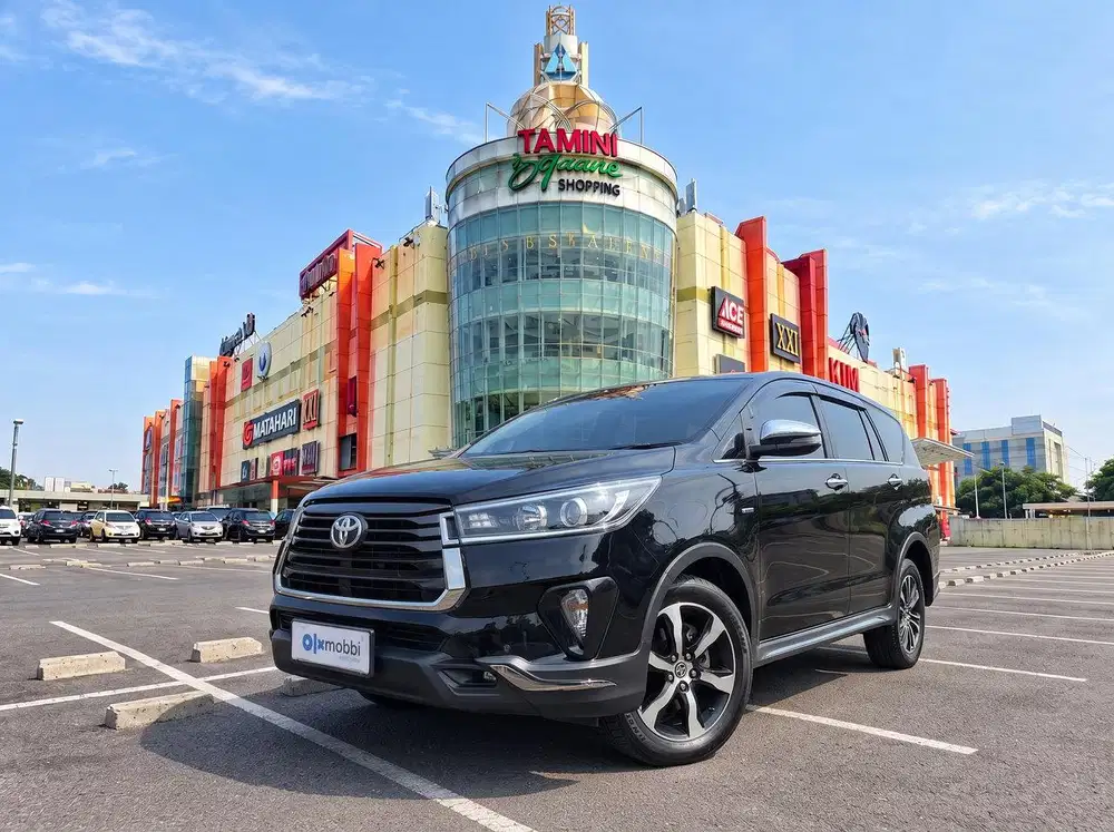 TDP RENDAH - Toyota Kijang Innova 2.4 Venturer Solar-AT 2022 Hitam CPO