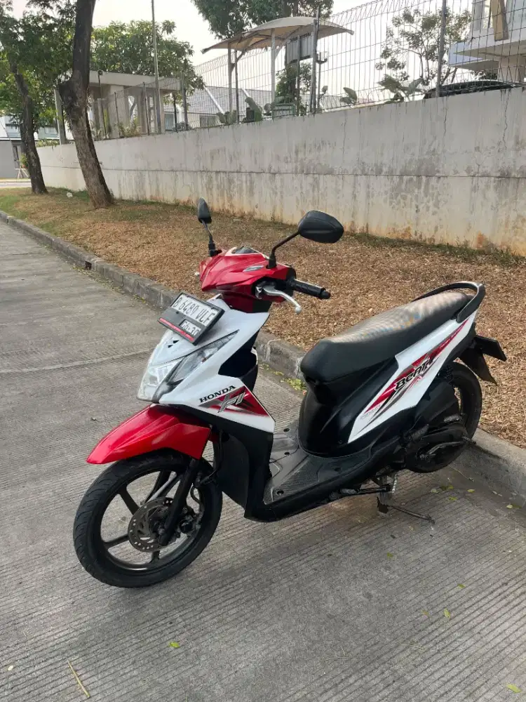 Beat Esp Old Cbs Merah Putih Glossy